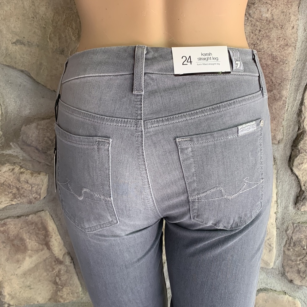 7 FOR ALL MANKIND | Karah Gray Form Fitted Straight Leg Jeans - Picture 8 of 12